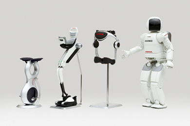 Illustration for article titled Riding Honda's Cybernetic Unicycle In Times Square